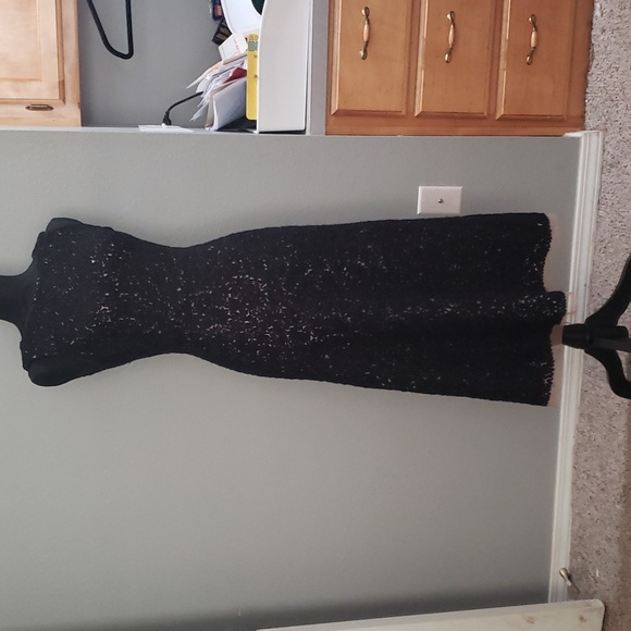 BCBGMAXAZARIA Black Contrast Wool Blend Midi Dress Size 2 - Picture 2 of 8